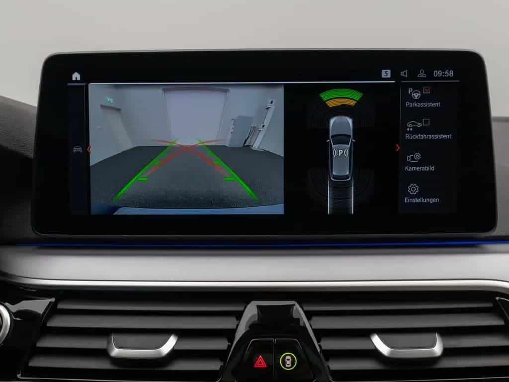 BMW 530 d xD Panoram Kamera HUD DAB HiFi SoftCl Sport 08/2020-photo-44