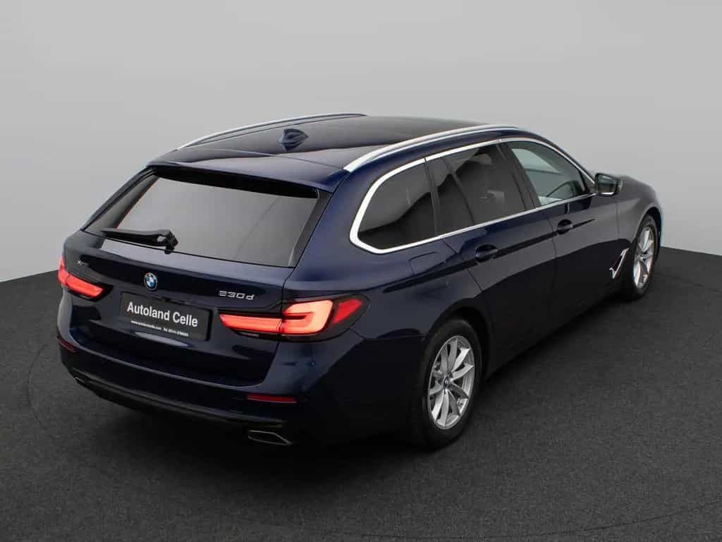 BMW 530 d xD Panoram Kamera HUD DAB HiFi SoftCl Sport 08/2020-photo-6