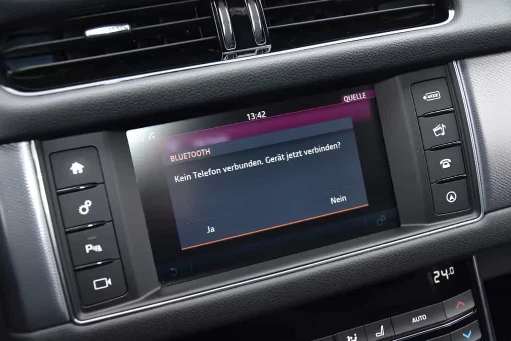 Jaguar XF 20d Sportbrake R-Sport *Panorama*Bi-Xenon* 11/2018-photo-22