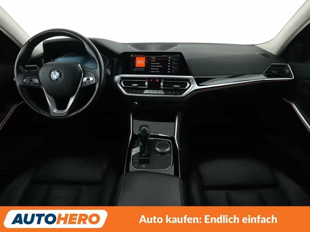 BMW 320 d Mild-Hybrid Luxury Line Aut.*NAVI*LED*CAM* 12/2020-photo-11