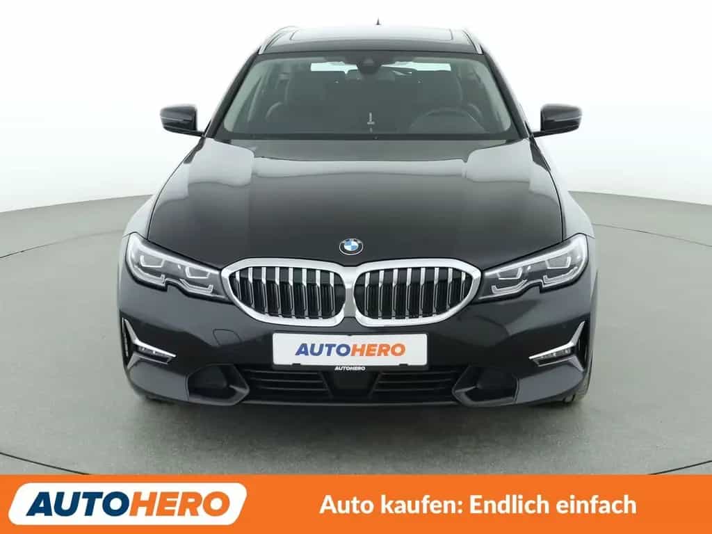BMW 320 d Mild-Hybrid Luxury Line Aut.*NAVI*LED*CAM* 12/2020-photo-8