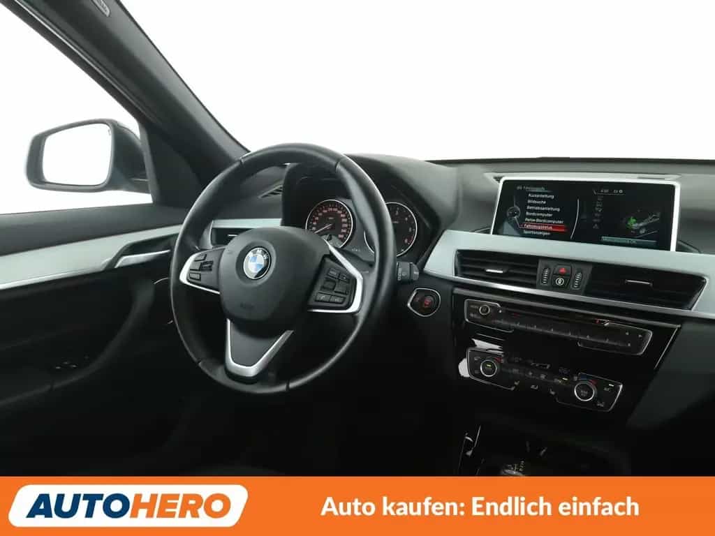 BMW X1 xDrive 18d xLine Aut.*NAVI*LED*HUD*TEMPO*CAM* 05/2016-photo-12