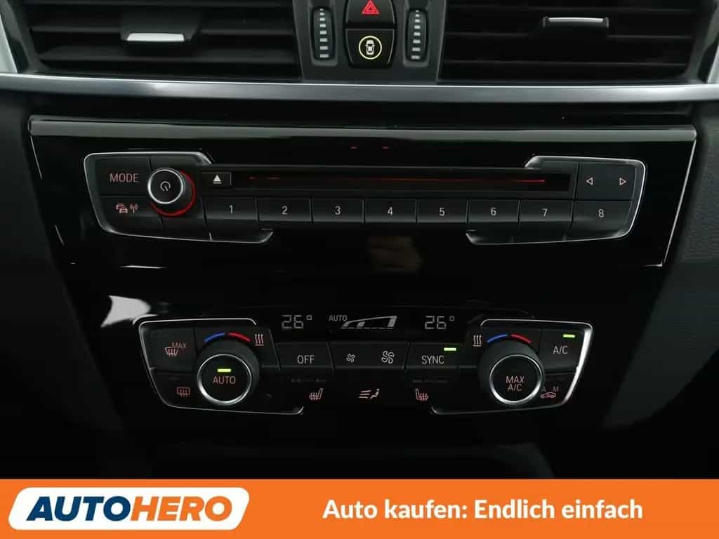 BMW X1 xDrive 18d xLine Aut.*NAVI*LED*HUD*TEMPO*CAM* 05/2016-photo-22