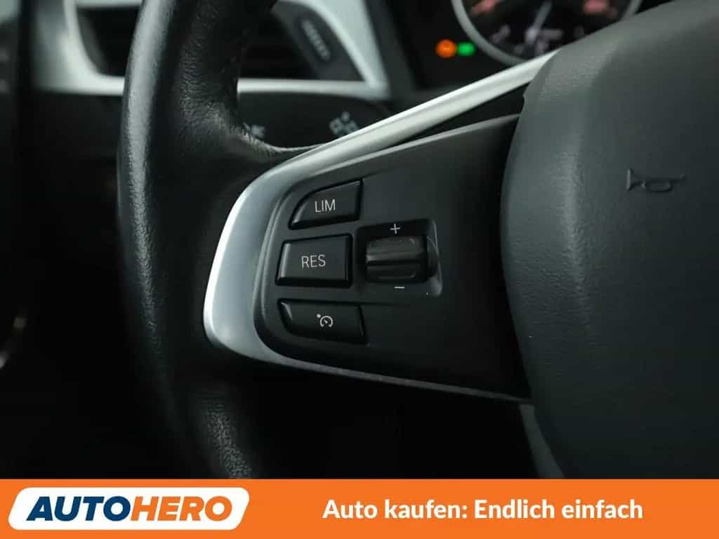 BMW X1 xDrive 18d xLine Aut.*NAVI*LED*HUD*TEMPO*CAM* 05/2016-photo-26