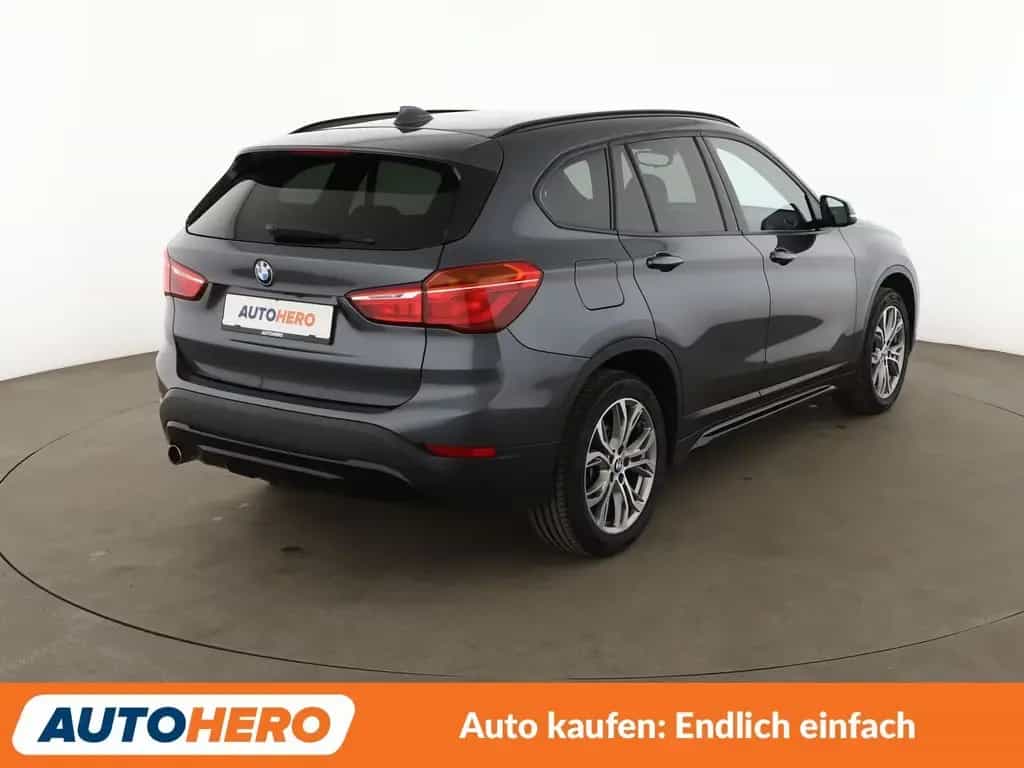 BMW X1 xDrive 18d xLine Aut.*NAVI*LED*HUD*TEMPO*CAM* 05/2016-photo-5