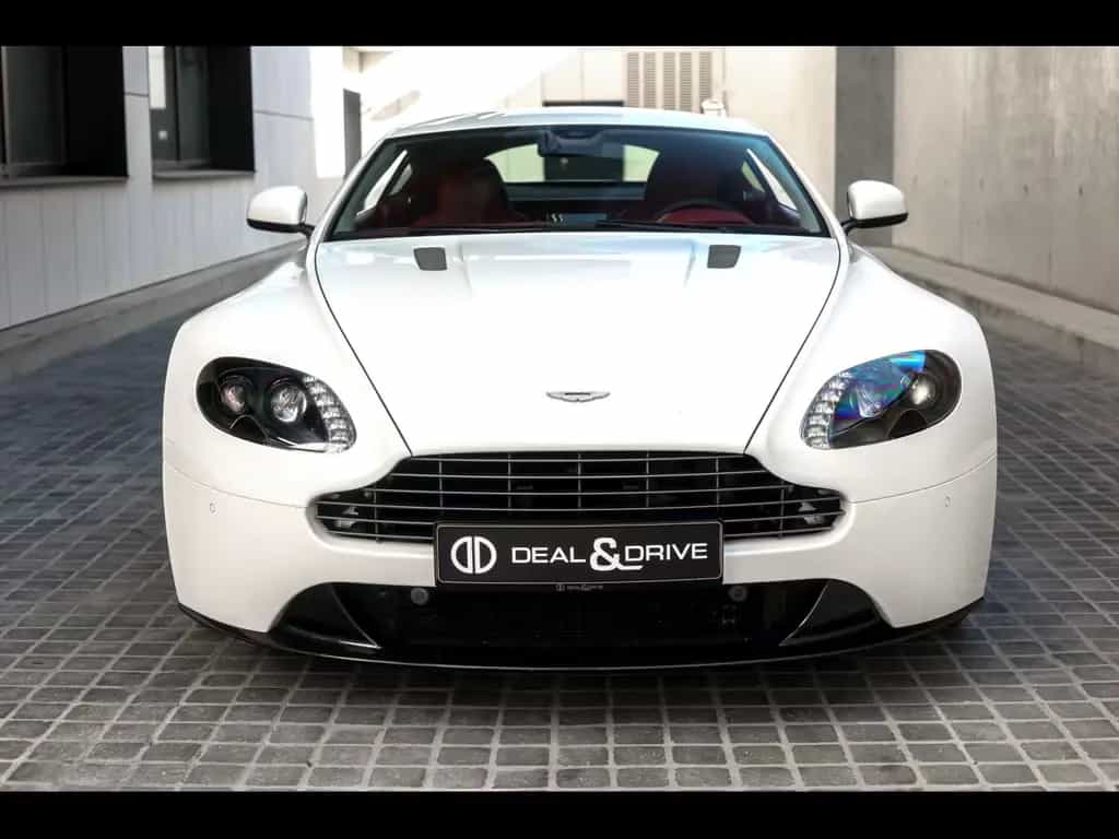 Aston Martin V8 Vantage S COUPE SPORTSHIFT II°STRATUS WHITE 03/2017-photo-4