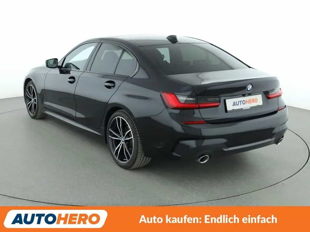 BMW 320 d xDrive M Sport Aut.*NAVI*LASER*HUD*H&K*CAM* 05/2019-photo-3