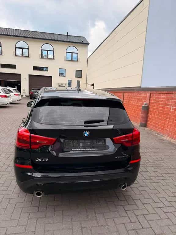 BMW X3 xDrive20i AT - 06/2021-photo-2
