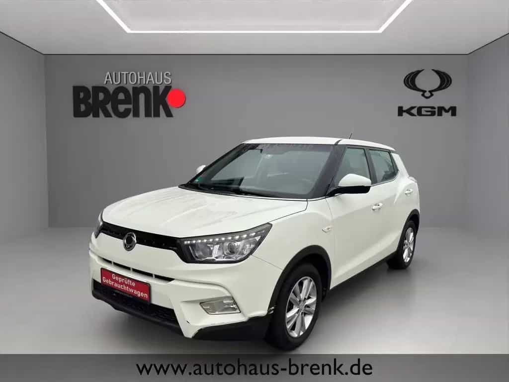 Ssangyong Tivoli Quartz 1.6 2WD *Navi/SHZ/RFK* 04/2017-photo-0