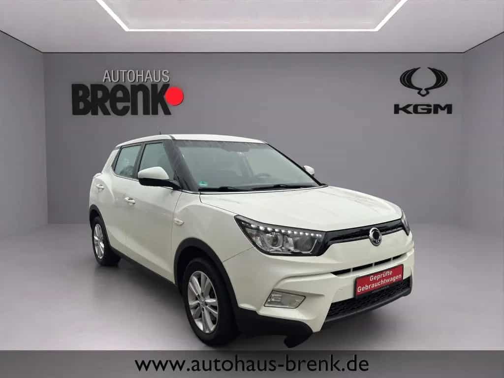 Ssangyong Tivoli Quartz 1.6 2WD *Navi/SHZ/RFK* 04/2017-photo-7