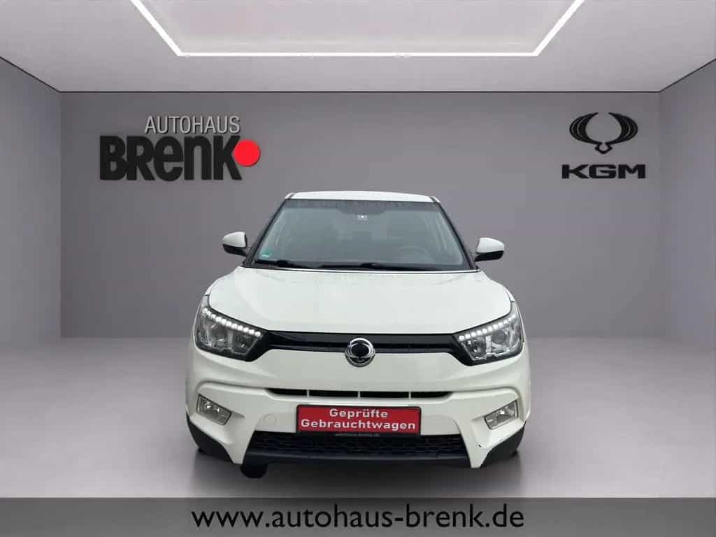 Ssangyong Tivoli Quartz 1.6 2WD *Navi/SHZ/RFK* 04/2017-photo-8