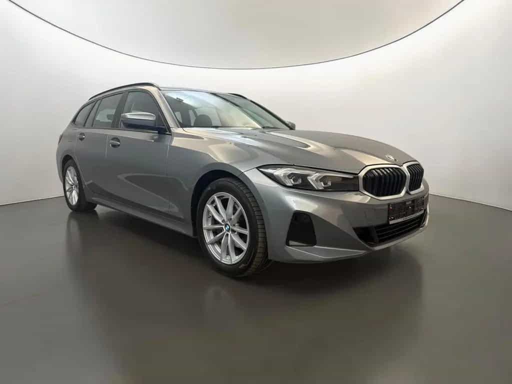 BMW 320 d T xDrive Shadow-Line AHK*WIDE*LED*CARPLAY 10/2023-photo-2