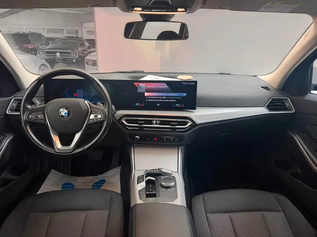 BMW 320 d T xDrive Shadow-Line AHK*WIDE*LED*CARPLAY 10/2023-photo-23