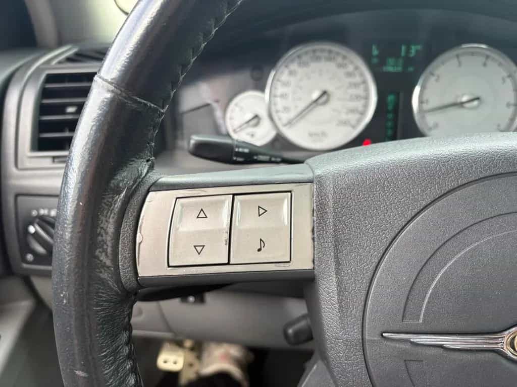 Chrysler 300C Touring 3.5 V6 06/2007-photo-11