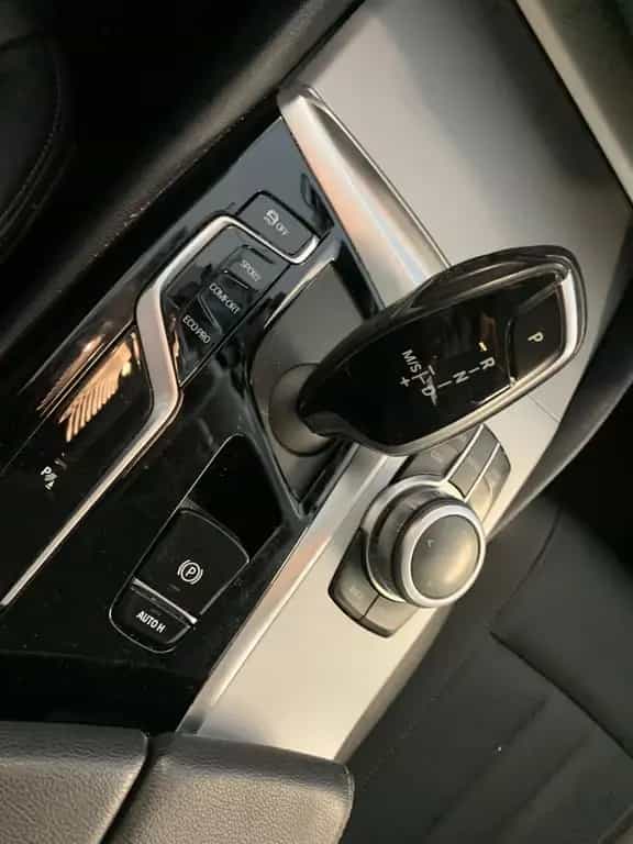 BMW 520 d Touring LED/NAVI/LEDER/DAB 10/2020-photo-9