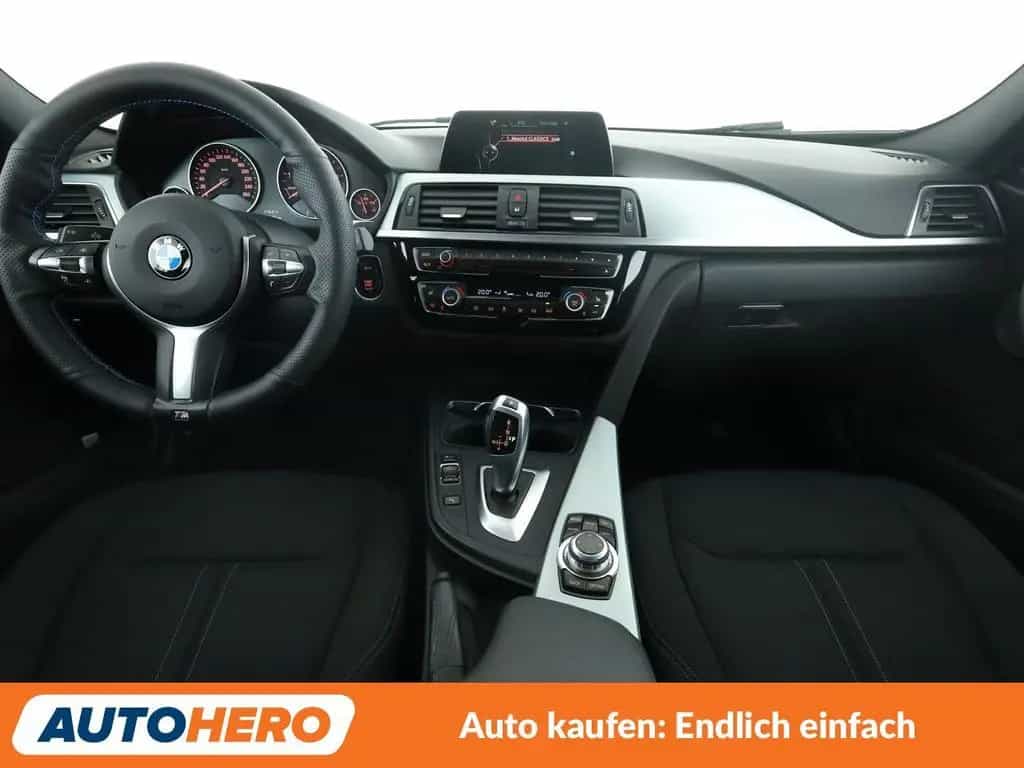 BMW 330 i Advantage Aut.*NAVI*PDC*LED*ACC*ALU* 04/2017-photo-11