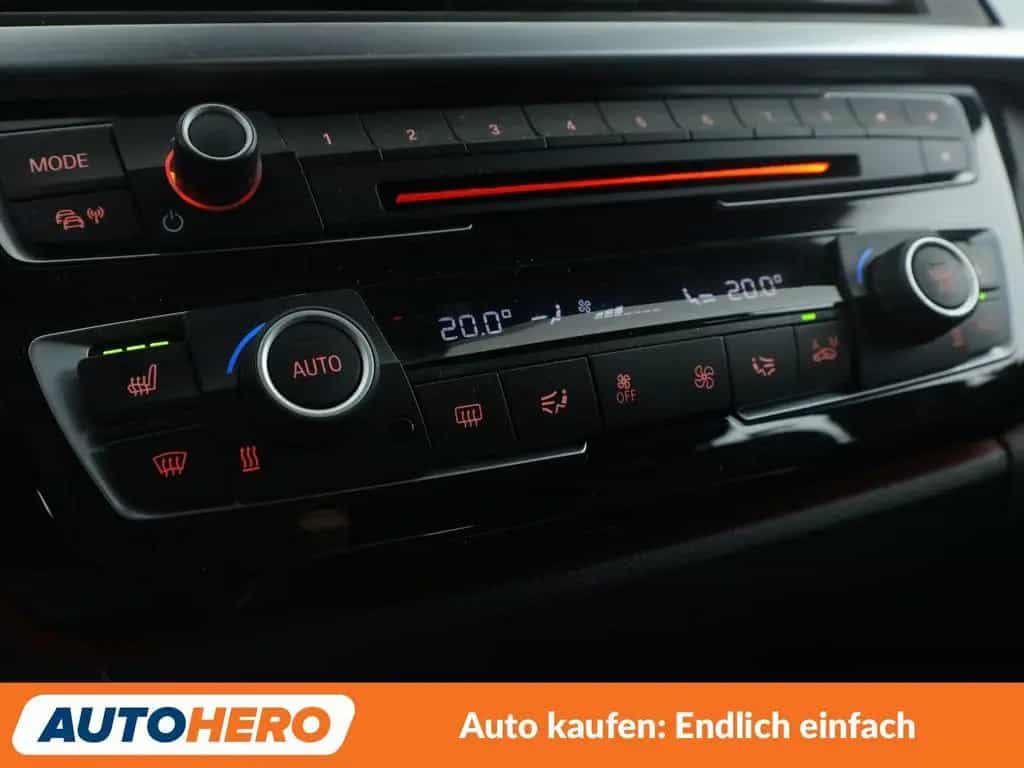 BMW 330 i Advantage Aut.*NAVI*PDC*LED*ACC*ALU* 04/2017-photo-24