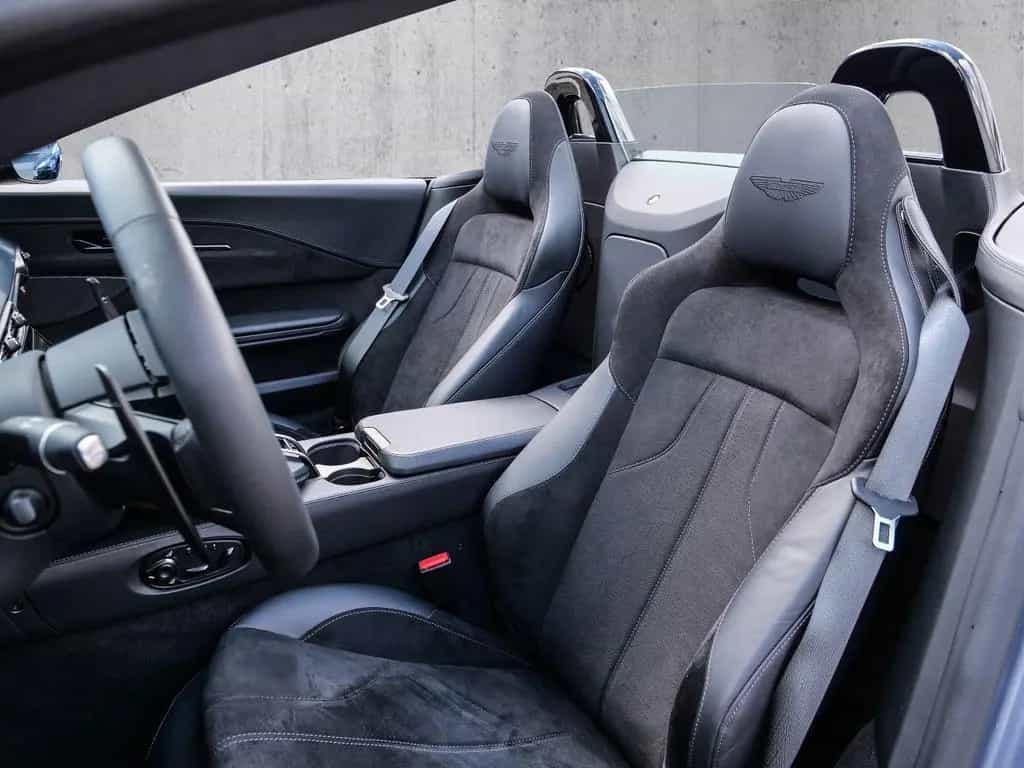 Aston Martin V8 Vantage Roadster Concours Blue 03/2026-photo-14
