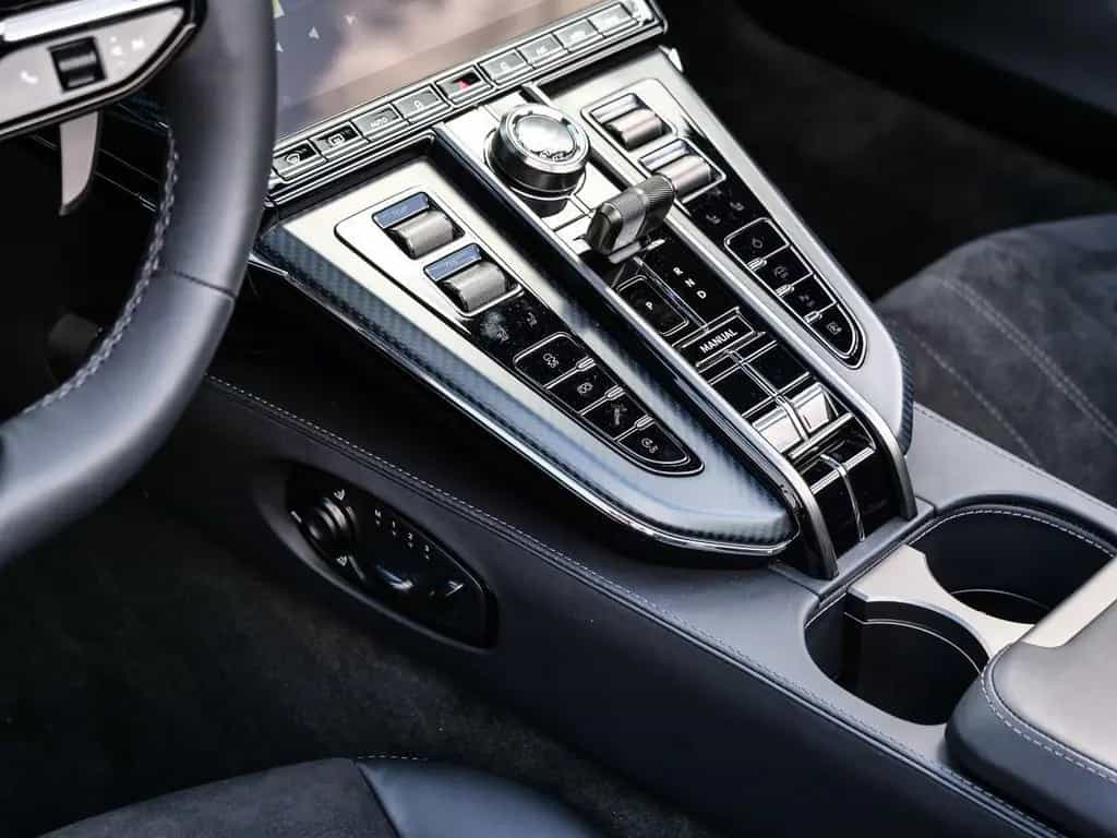 Aston Martin V8 Vantage Roadster Concours Blue 03/2026-photo-16