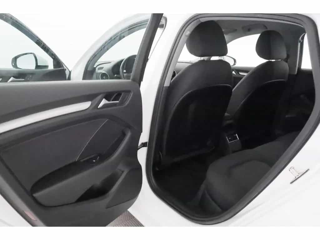Audi A3 30TFSI Limousine+XENON+NAVI+SHZ+PDC 05/2019-photo-18