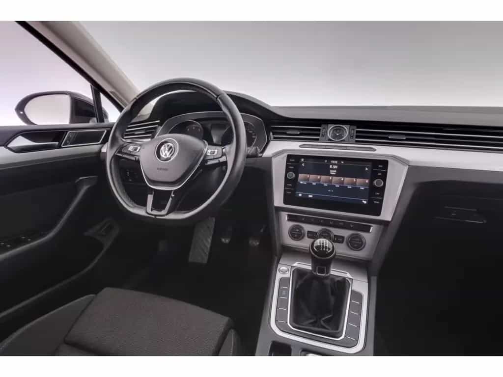 Volkswagen Passat Variant 1.4TSI Comfortline+NAVI+TEMPO+PDC 01/2018-photo-11