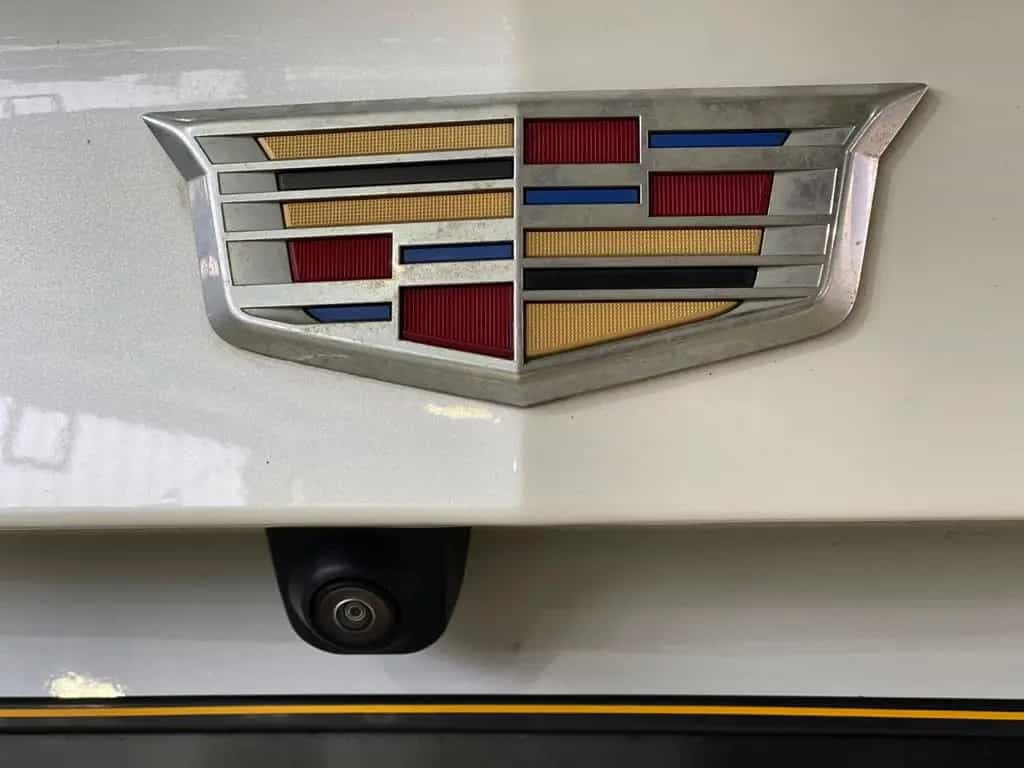 Cadillac XT4 SPORT+AWD+360°KAMERA+AHK+NAVI+UNFALLFREI+GARANTI 06/2024-photo-10