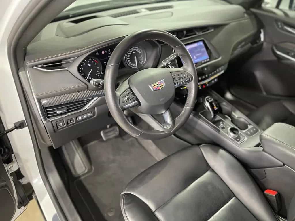 Cadillac XT4 SPORT+AWD+360°KAMERA+AHK+NAVI+UNFALLFREI+GARANTI 06/2024-photo-18