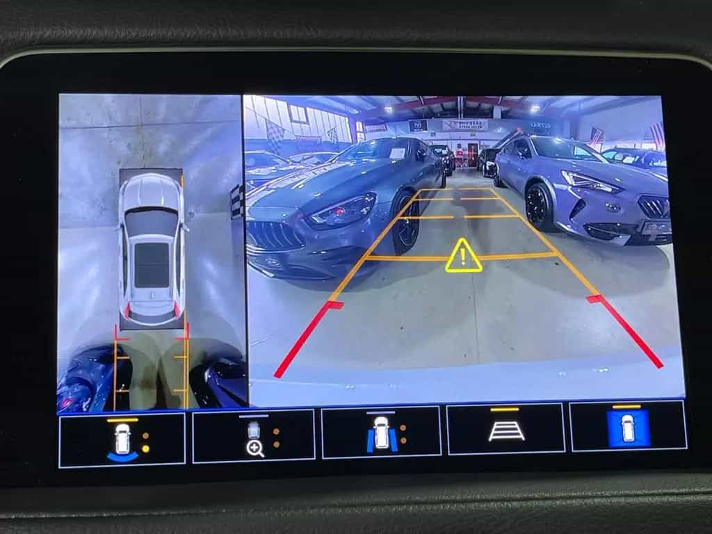 Cadillac XT4 SPORT+AWD+360°KAMERA+AHK+NAVI+UNFALLFREI+GARANTI 06/2024-photo-24