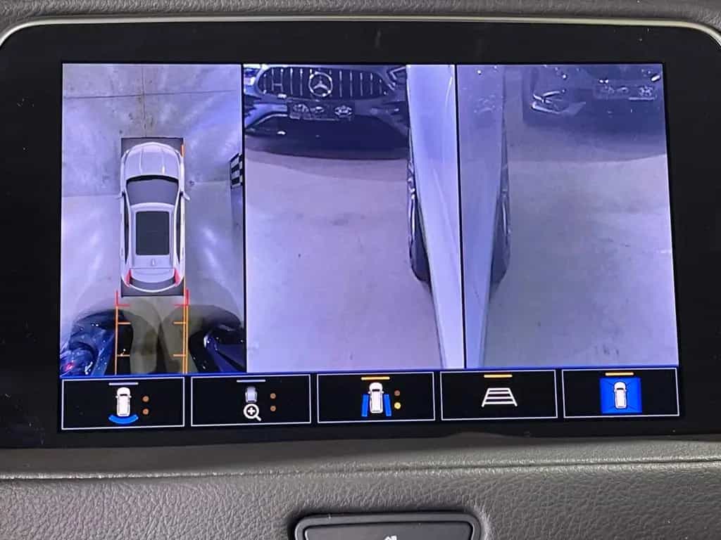 Cadillac XT4 SPORT+AWD+360°KAMERA+AHK+NAVI+UNFALLFREI+GARANTI 06/2024-photo-26