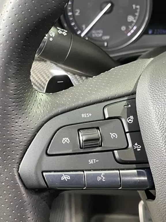 Cadillac XT4 SPORT+AWD+360°KAMERA+AHK+NAVI+UNFALLFREI+GARANTI 06/2024-photo-40