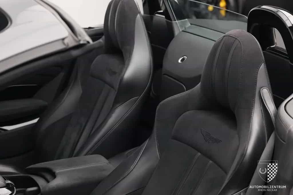 Aston Martin V8 Vantage Roadster SportsPlusPack/BlackPack/PPF 08/2021-photo-10