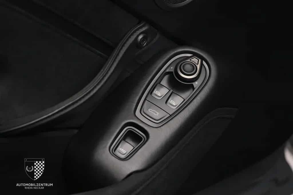 Aston Martin V8 Vantage Roadster SportsPlusPack/BlackPack/PPF 08/2021-photo-26