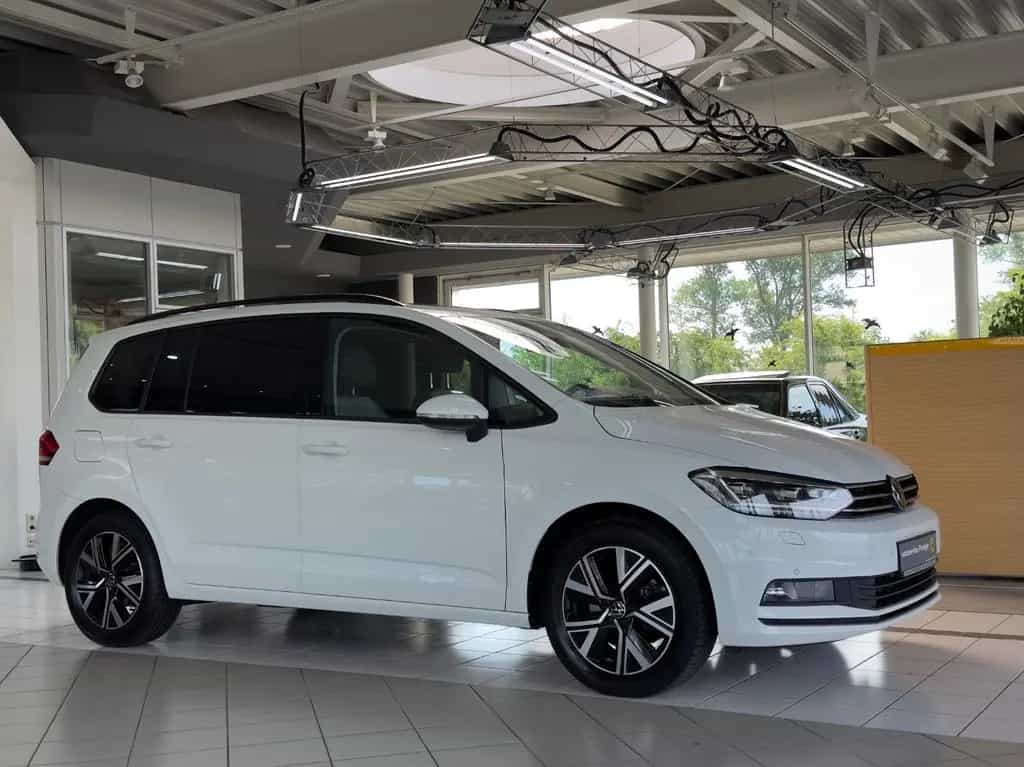 Volkswagen Touran *ACC*7-SITZER*LED*PANORAMA*KAMERA* 11/2024-photo-11