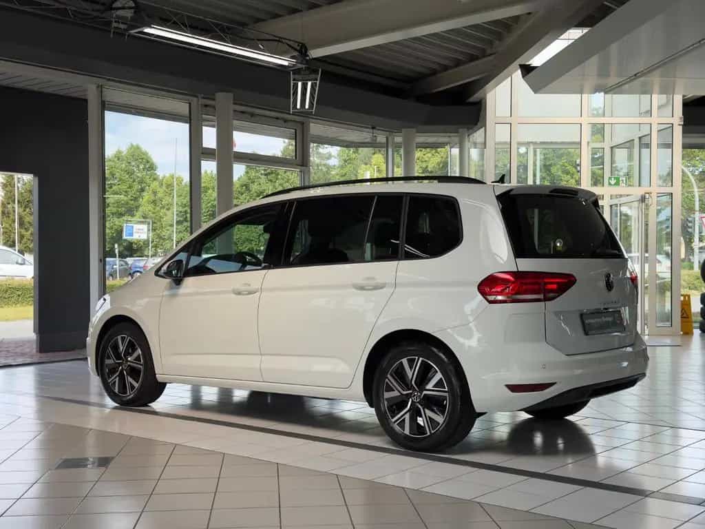 Volkswagen Touran *ACC*7-SITZER*LED*PANORAMA*KAMERA* 11/2024-photo-15