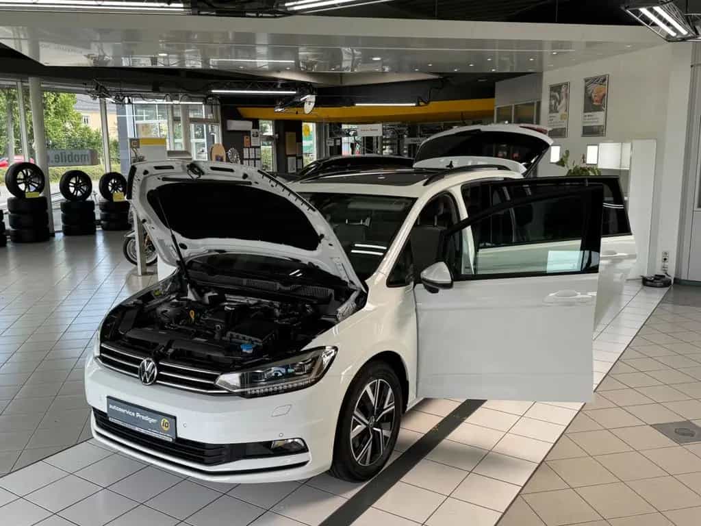 Volkswagen Touran *ACC*7-SITZER*LED*PANORAMA*KAMERA* 11/2024-photo-17