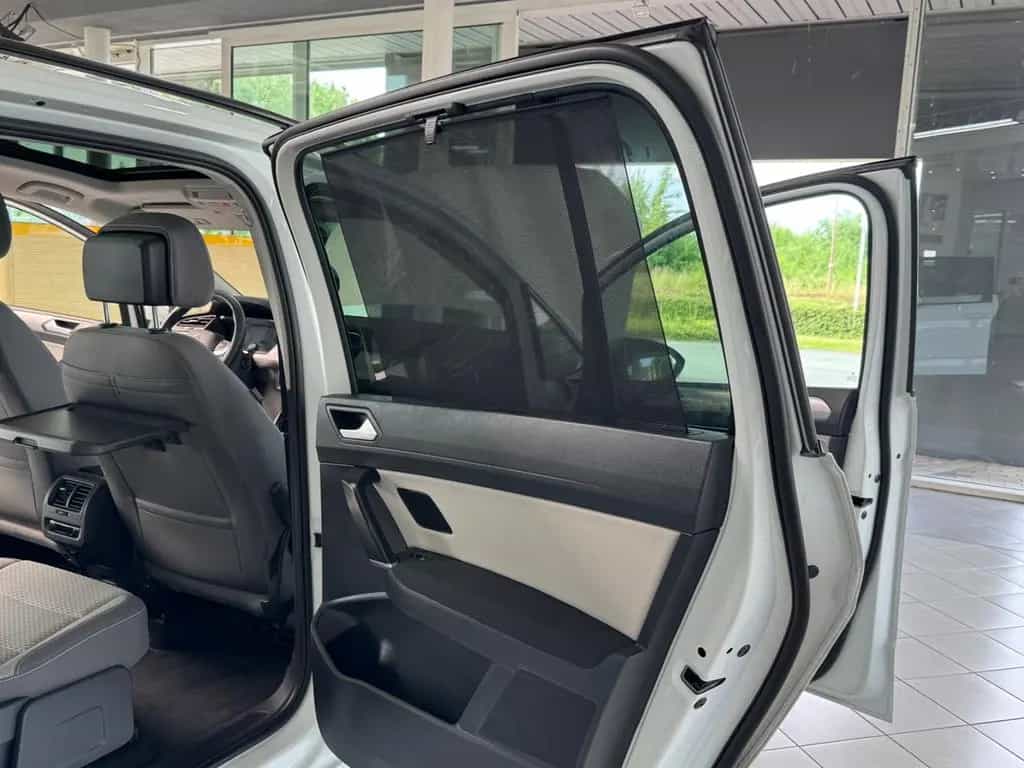 Volkswagen Touran *ACC*7-SITZER*LED*PANORAMA*KAMERA* 11/2024-photo-38