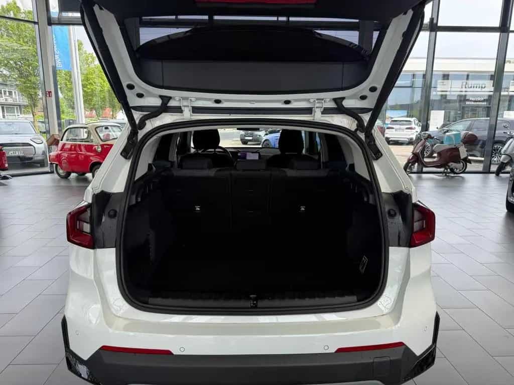 BMW X1 sDrive18i AHK,Adapt.LED,NAVI,RFK 09/2024-photo-11