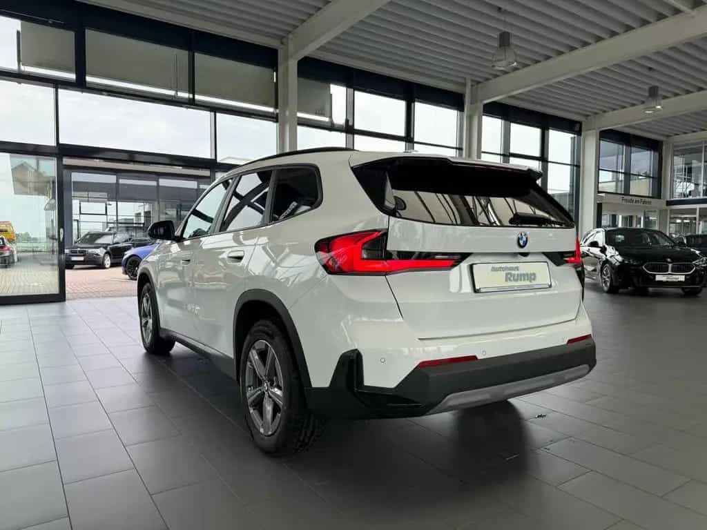 BMW X1 sDrive18i AHK,Adapt.LED,NAVI,RFK 09/2024-photo-6