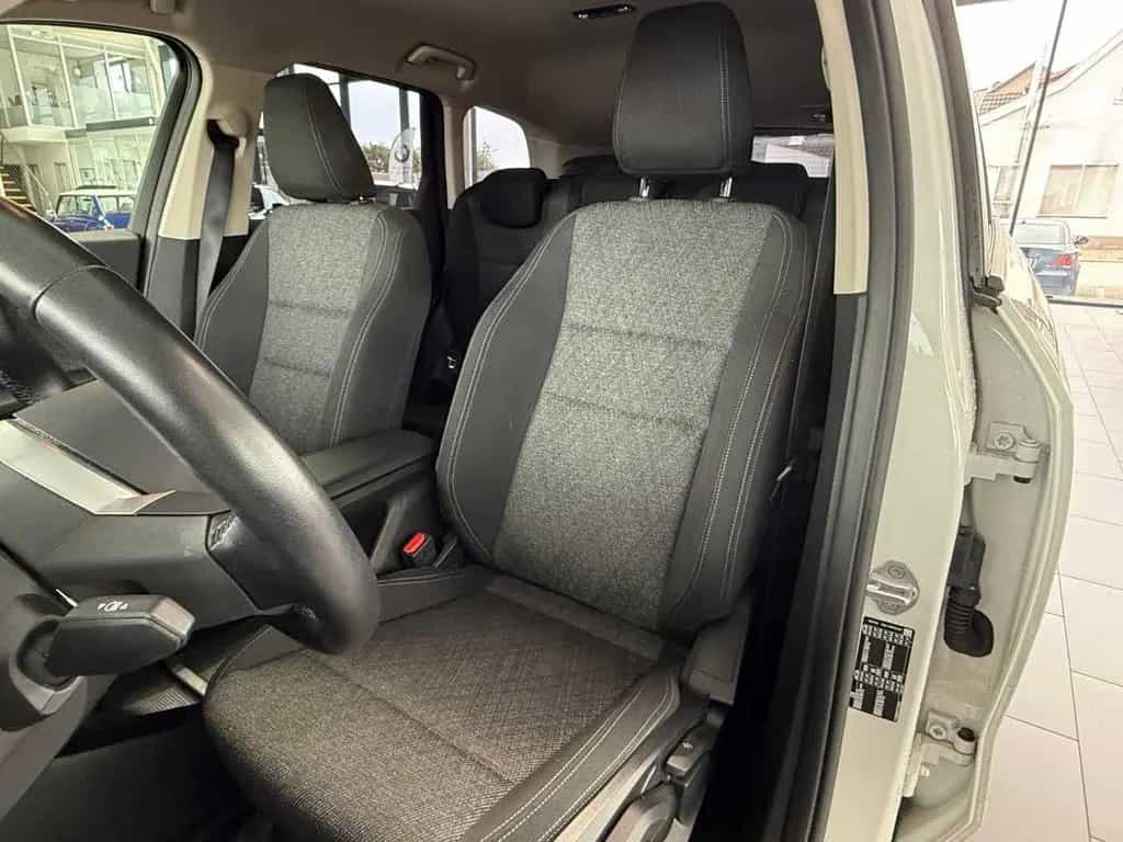 BMW X1 sDrive18i AHK,Adapt.LED,NAVI,RFK 09/2024-photo-9
