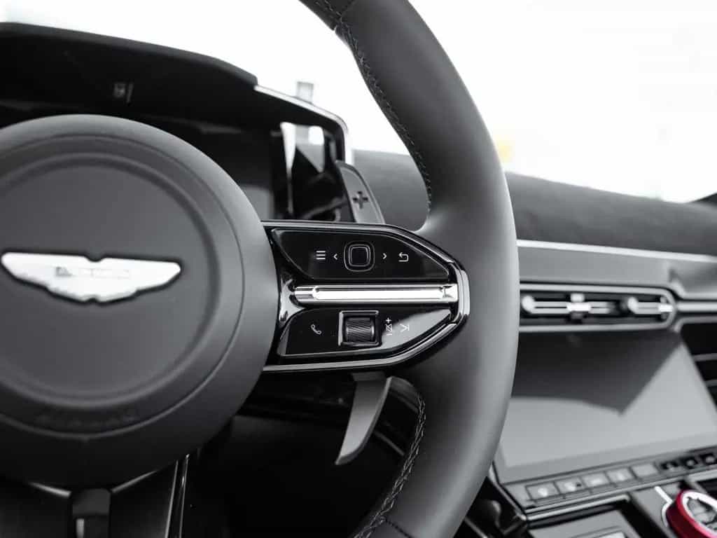 Aston Martin V8 Vantage Vantage S Roadster null-photo-31