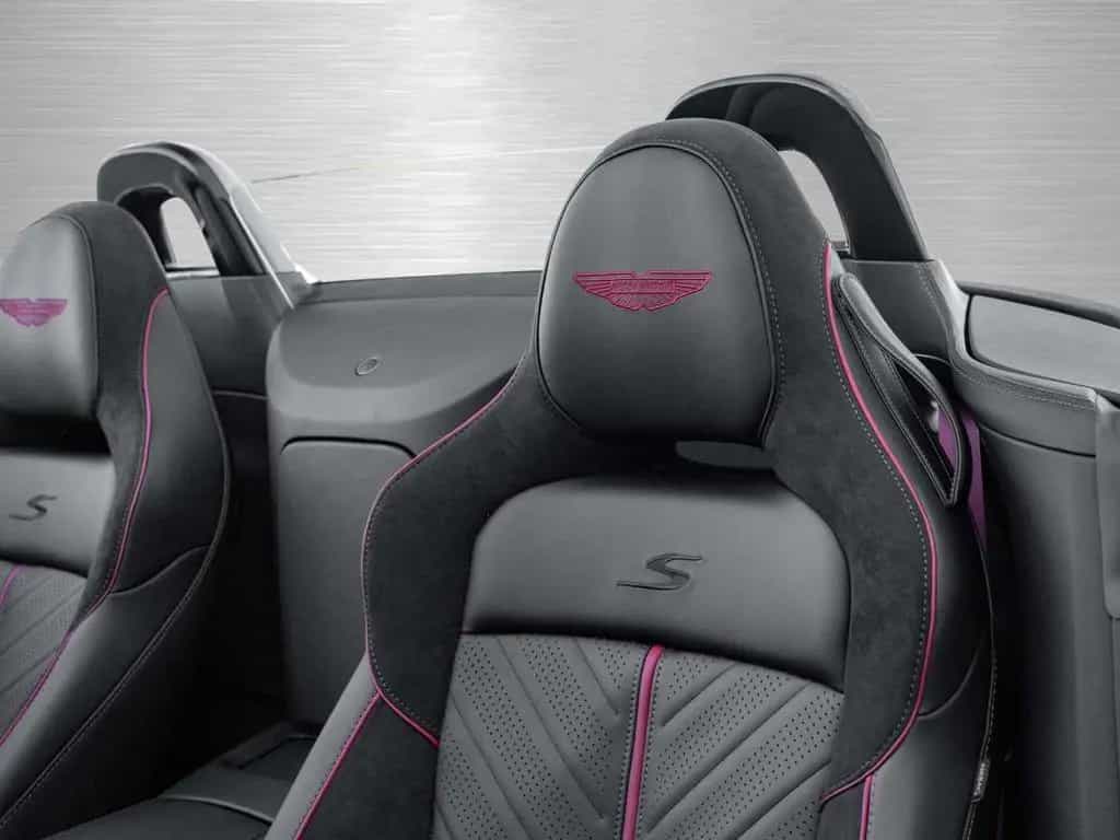 Aston Martin V8 Vantage Vantage S Roadster null-photo-4