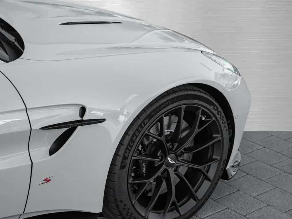 Aston Martin V8 Vantage Vantage S Roadster null-photo-8