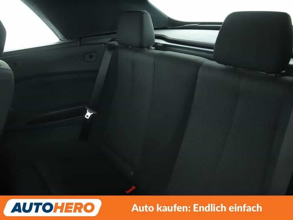 BMW 218 i *NAVI*LED*PDC*SHZ*KLIMA* 08/2018-photo-13