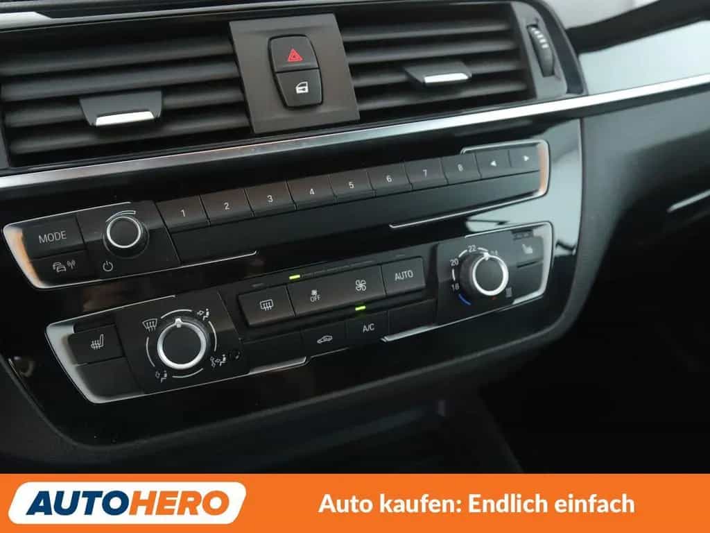 BMW 218 i *NAVI*LED*PDC*SHZ*KLIMA* 08/2018-photo-21