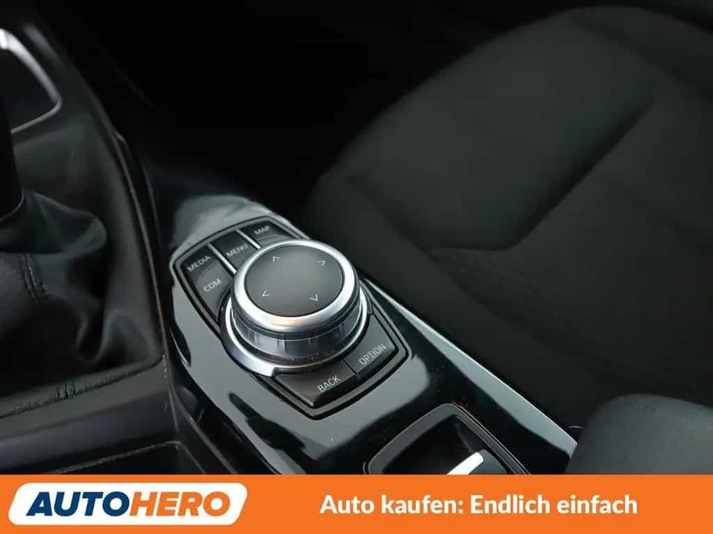 BMW 218 i *NAVI*LED*PDC*SHZ*KLIMA* 08/2018-photo-23