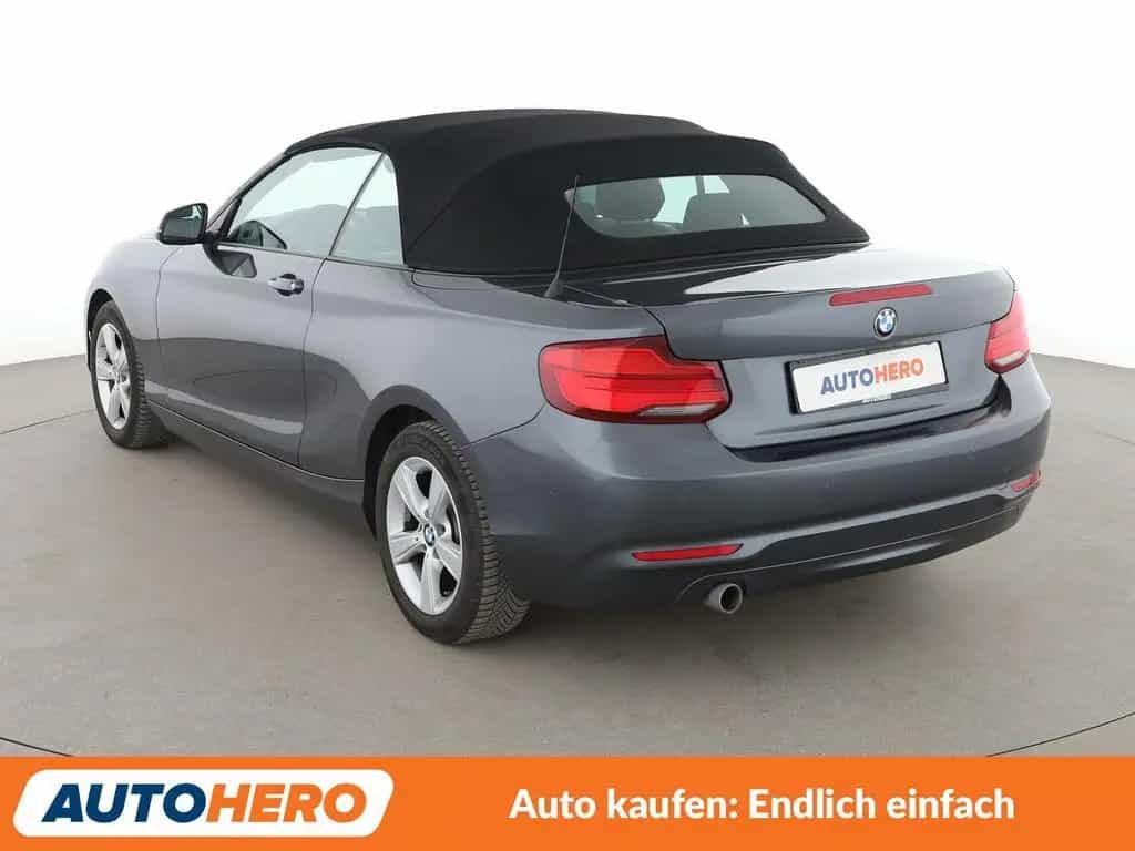 BMW 218 i *NAVI*LED*PDC*SHZ*KLIMA* 08/2018-photo-3