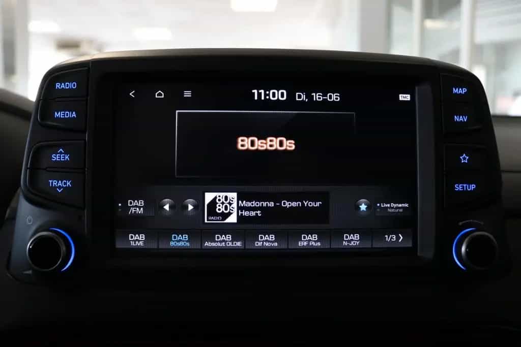 Hyundai KONA Style 2WD PDC Navi Kamera Tempomat DAB+ 05/2019-photo-24