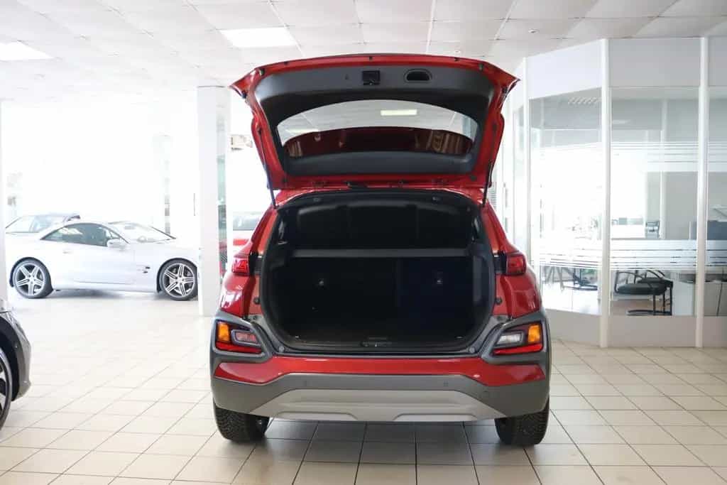 Hyundai KONA Style 2WD PDC Navi Kamera Tempomat DAB+ 05/2019-photo-5