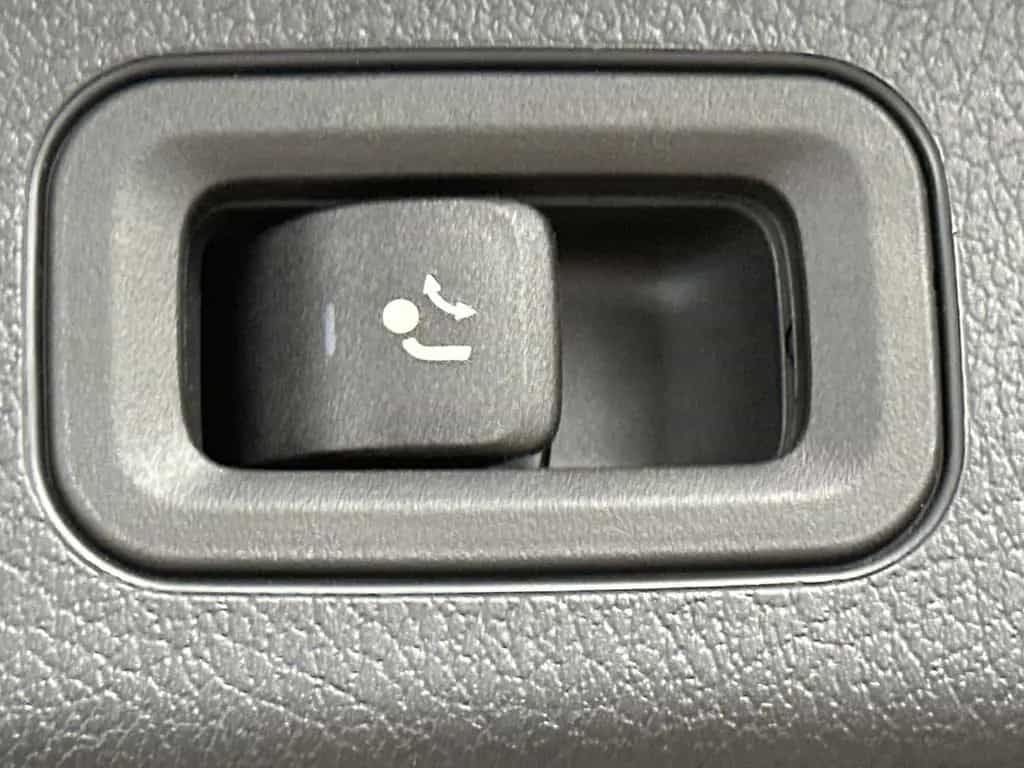 Mercedes-Benz GLB 200 d Progressive Adv. NAV+LED+PANO+STHZG+VC 03/2024-photo-8