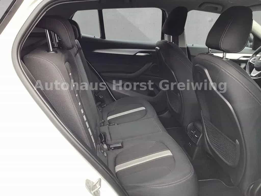 BMW X2 sDrive 18 d Advantage 11/2022-photo-11